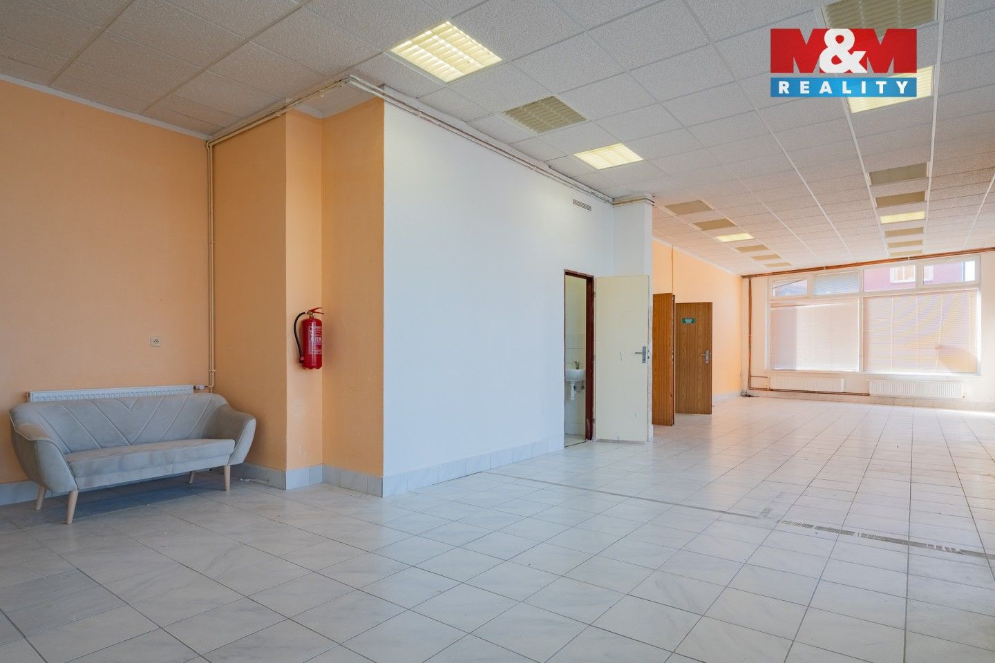 Prodej komerčního prostoru 155 m² - foto 5