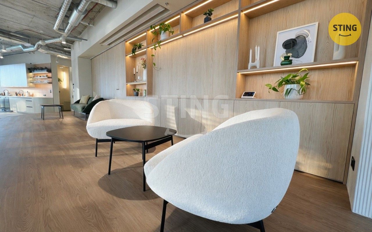 Pronájem komerčního prostoru 4400 m² - foto 8