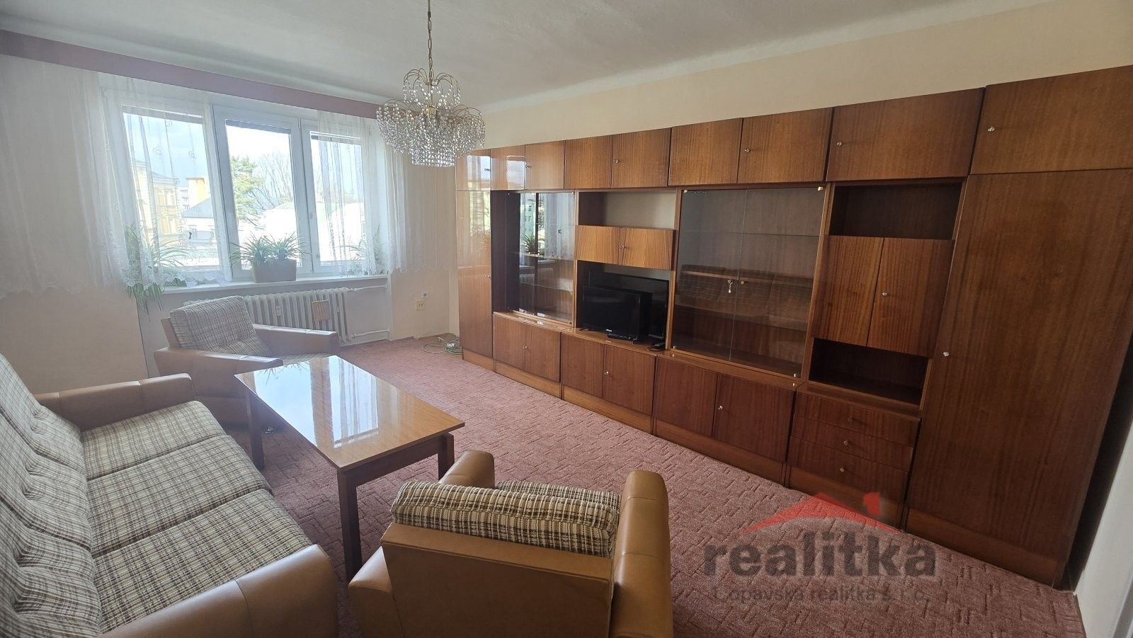 Pronájem bytu 2+1 60 m² - foto 2