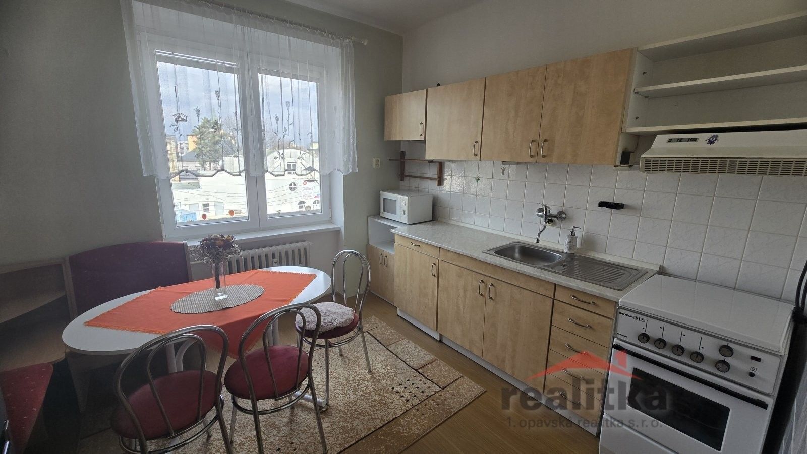 Pronájem bytu 2+1 60 m² - foto 1