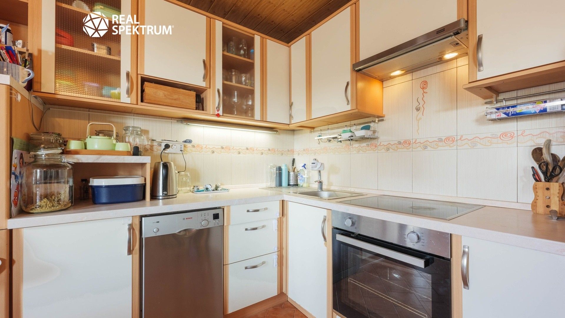 Prodej nemovitosti 175 m² - foto 7