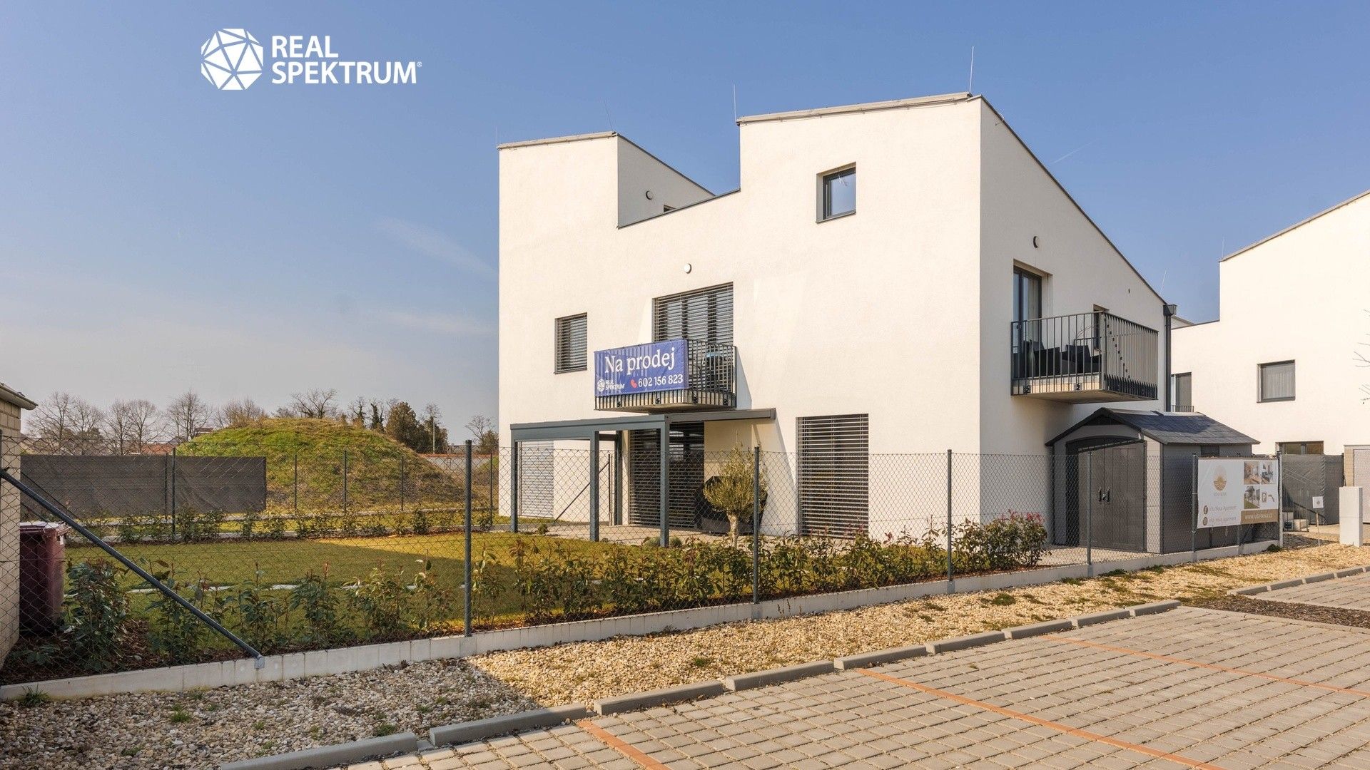 Pronájem bytu 2+kk 55 m² - foto 24
