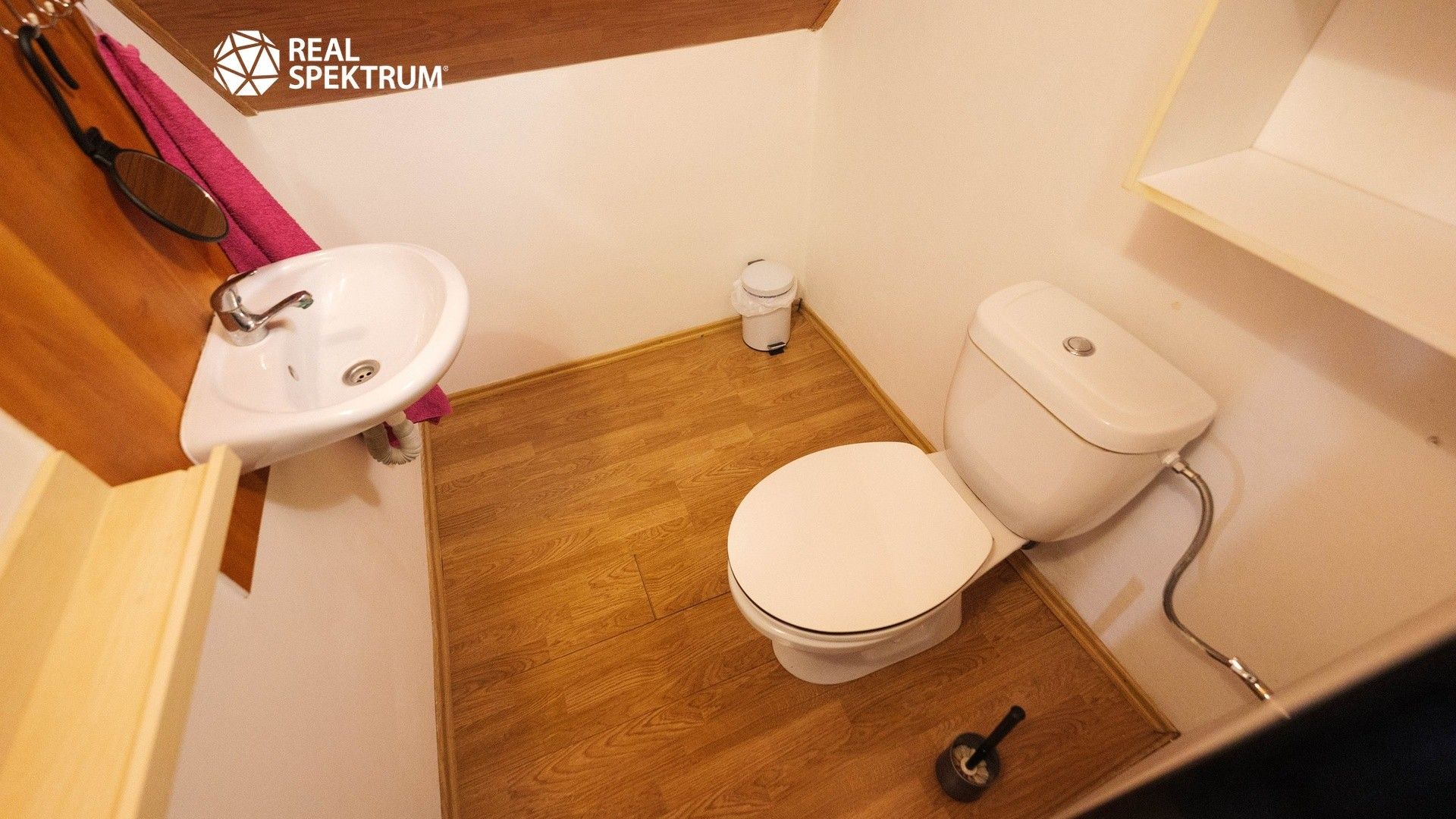 Prodej nemovitosti 175 m² - foto 17