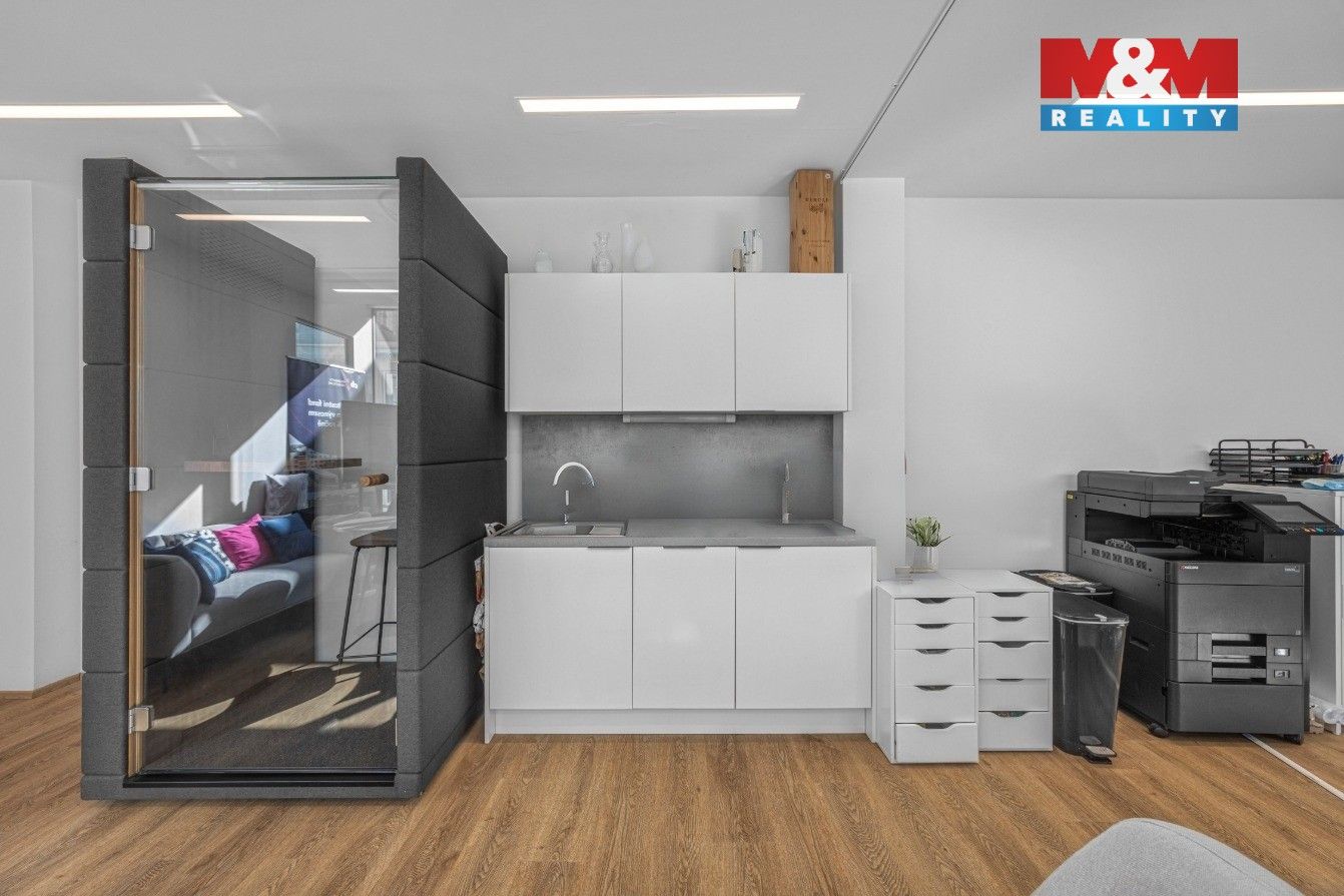 Pronájem komerčního prostoru 82 m² - foto 5