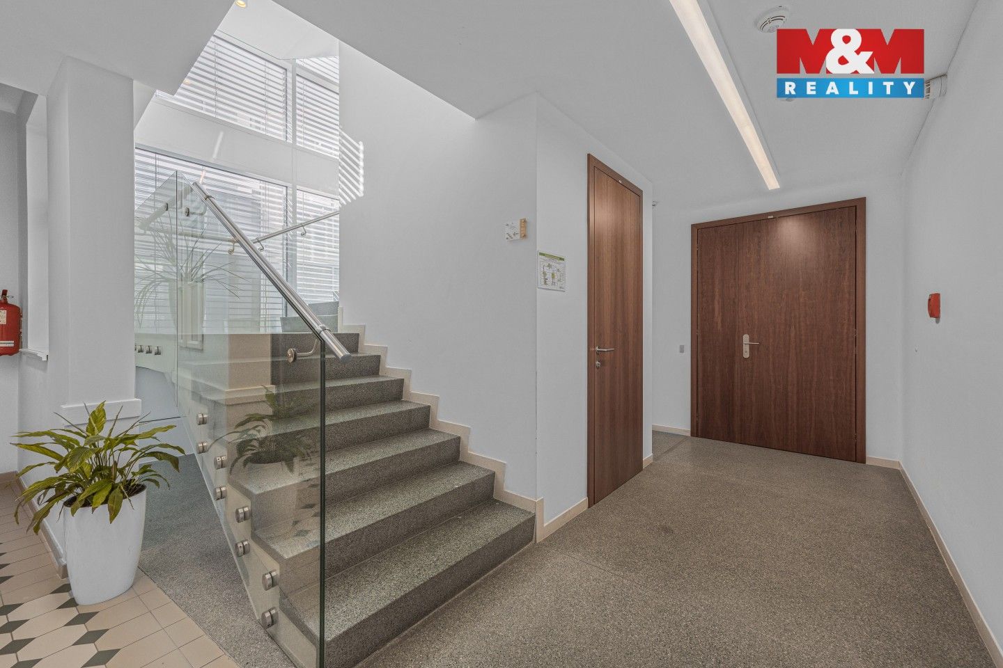 Pronájem komerčního prostoru 82 m² - foto 11