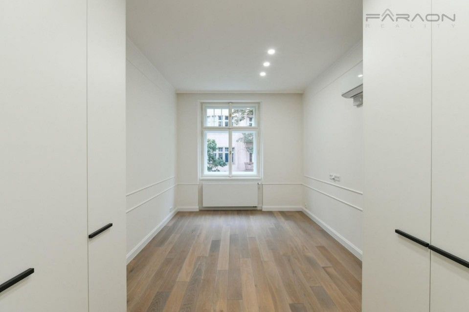 Pronájem bytu 4+kk 118 m² - foto 6