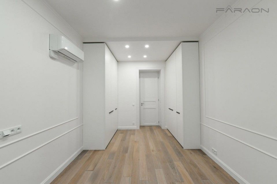 Pronájem bytu 4+kk 118 m² - foto 9