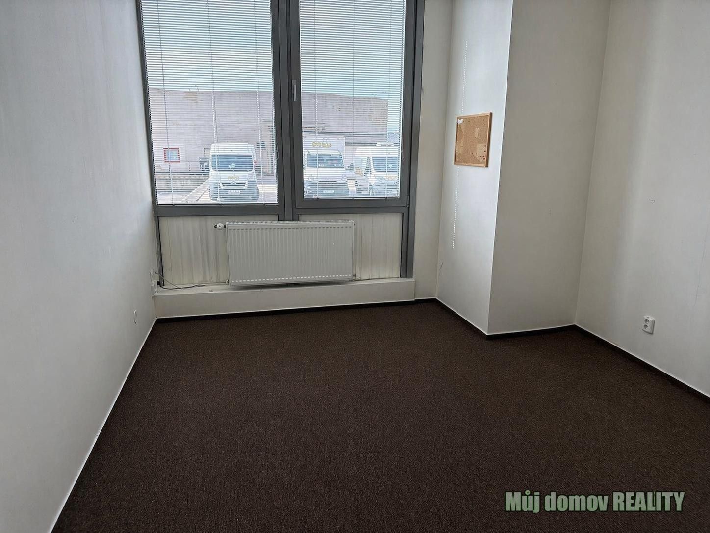 Pronájem komerčního prostoru 15 m² - foto 1