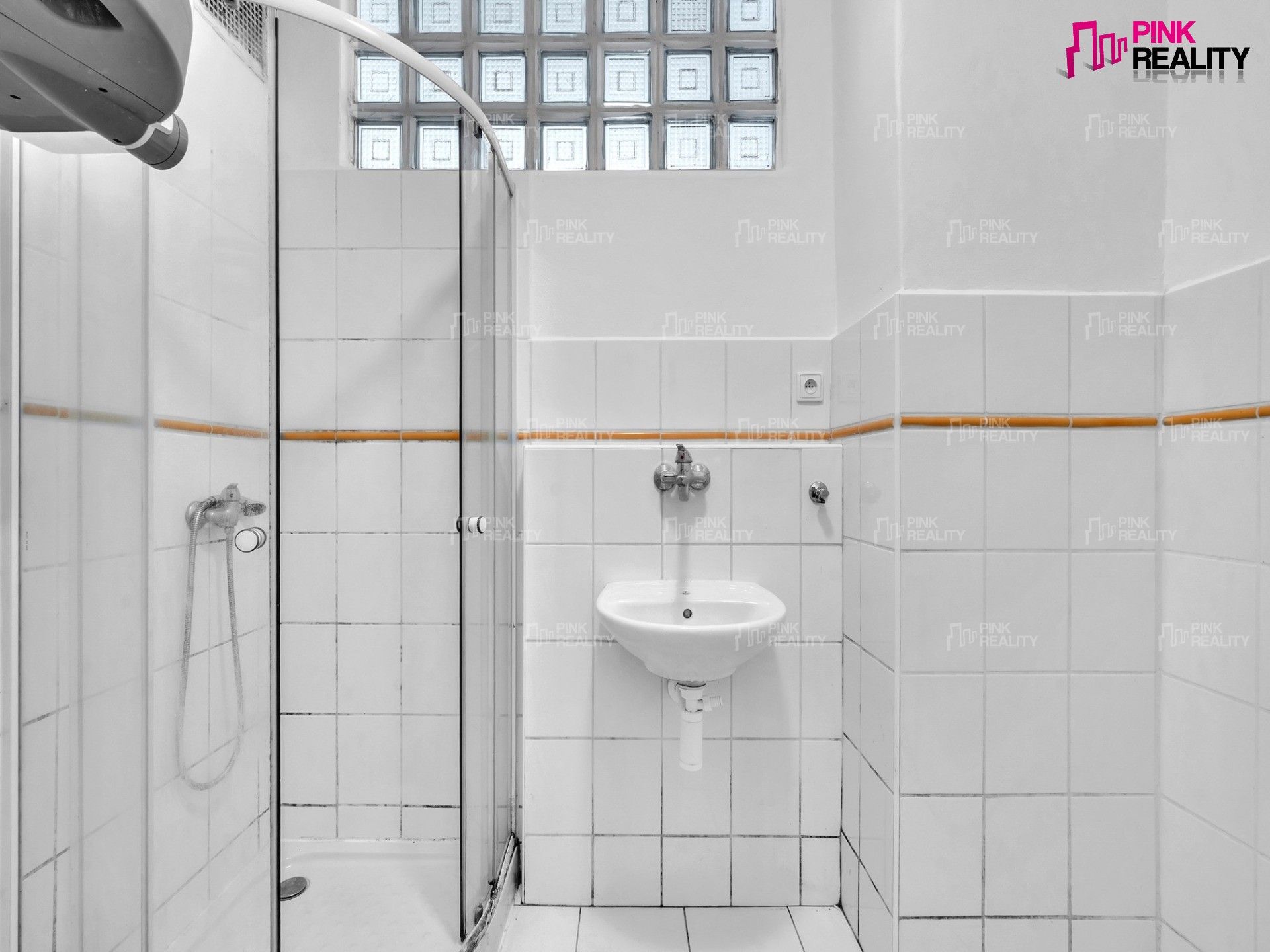 Pronájem bytu 2+1 61 m² - foto 5