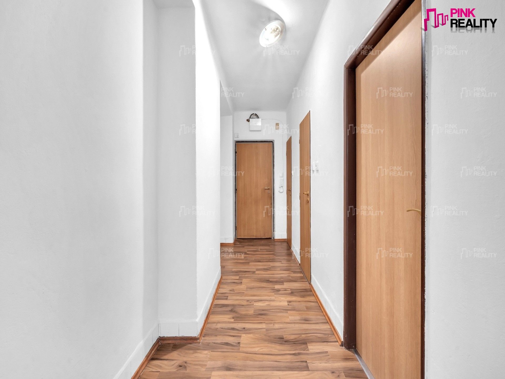 Pronájem bytu 2+1 61 m² - foto 7