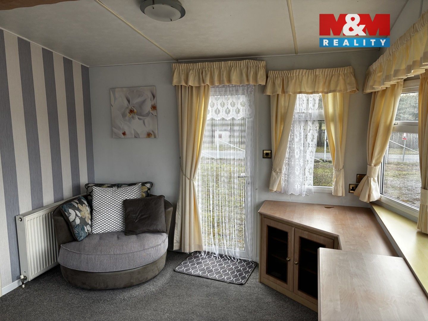 Prodej nemovitosti 43 m² - foto 3