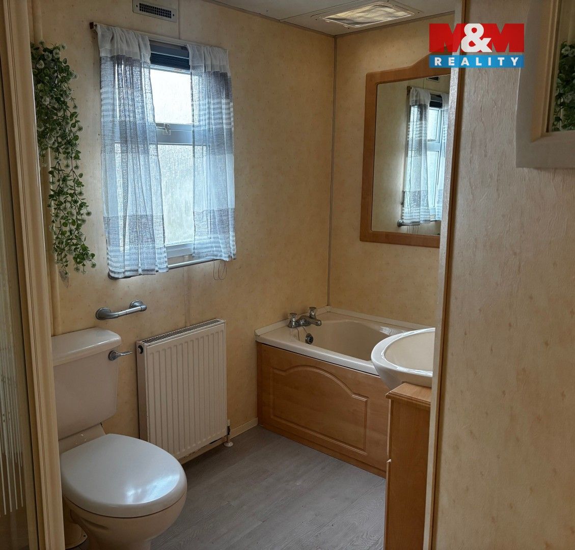 Prodej nemovitosti 43 m² - foto 9