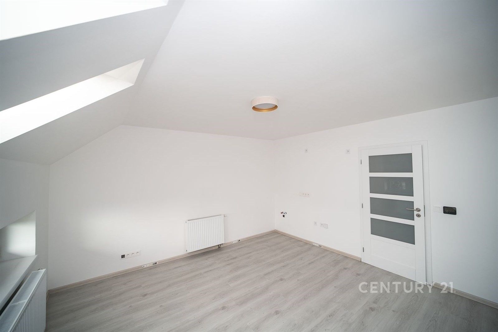 Prodej komerčního prostoru 30 m² - foto 2