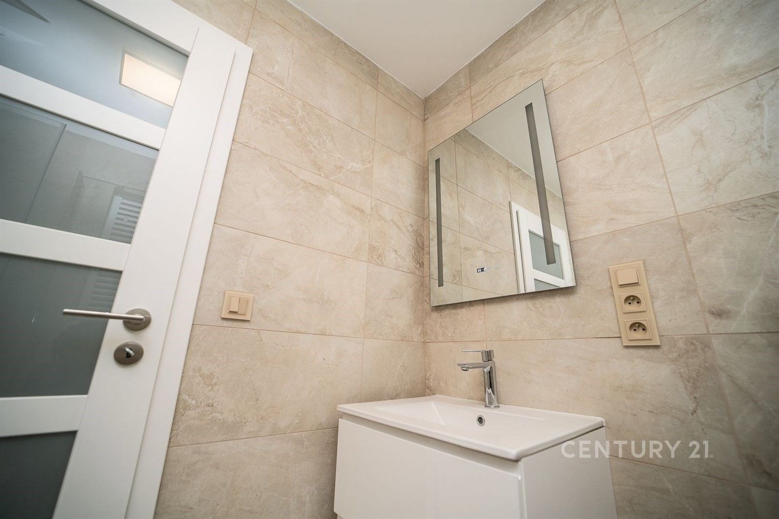 Prodej komerčního prostoru 30 m² - foto 10