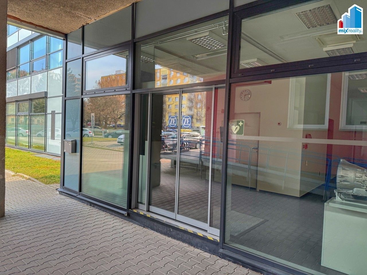 Pronájem komerčního prostoru 2000 m² - foto 5