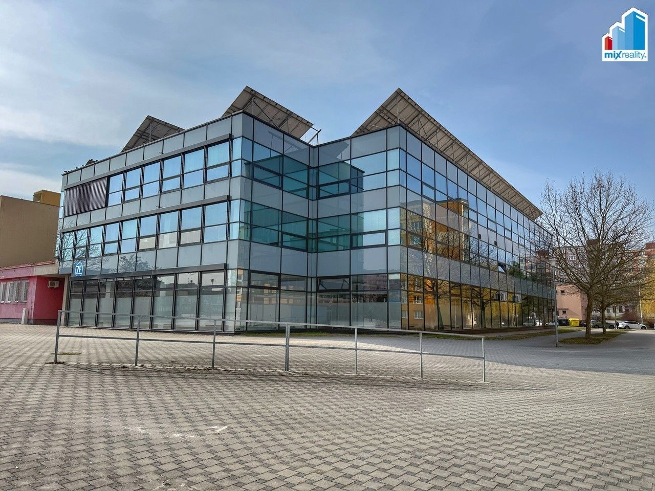 Pronájem komerčního prostoru 2000 m² - foto 7