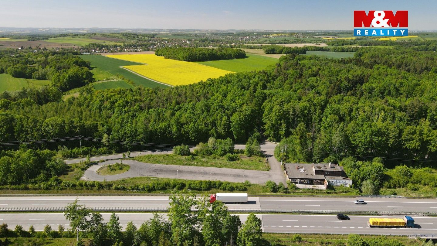 Prodej nemovitosti 890 m² - foto 4