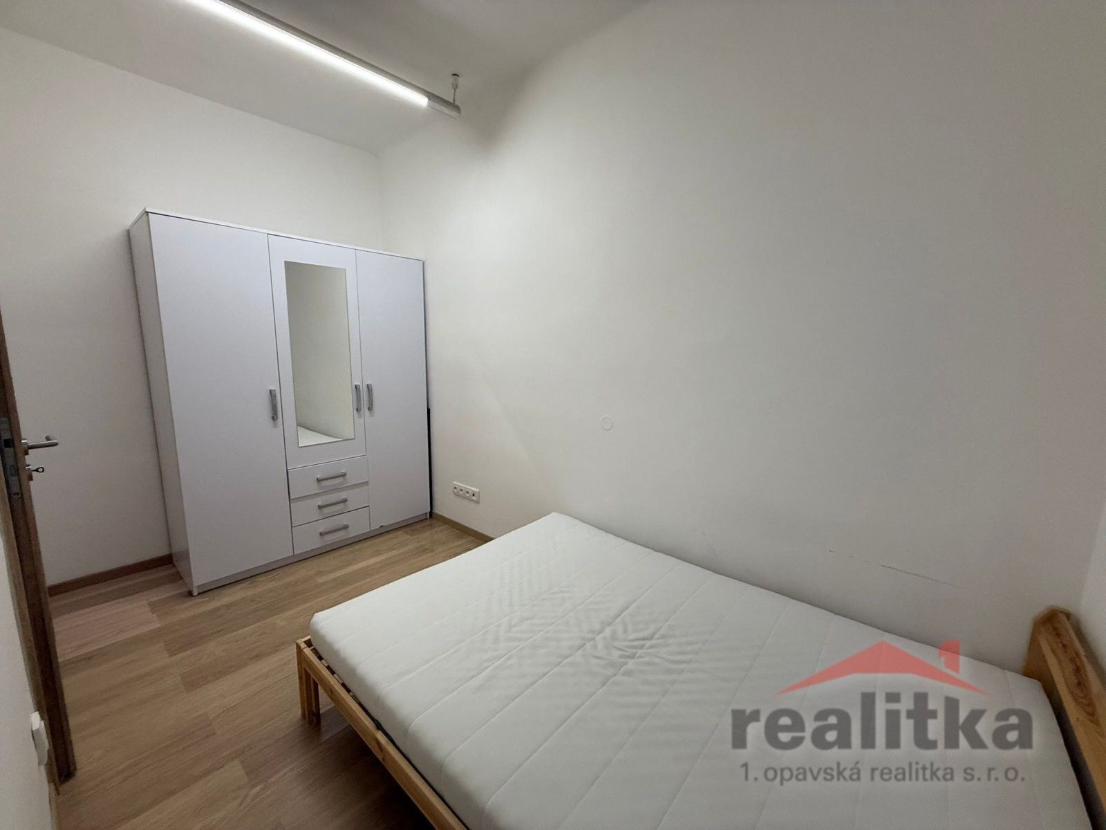 Pronájem bytu 2+kk 32 m² - foto 5