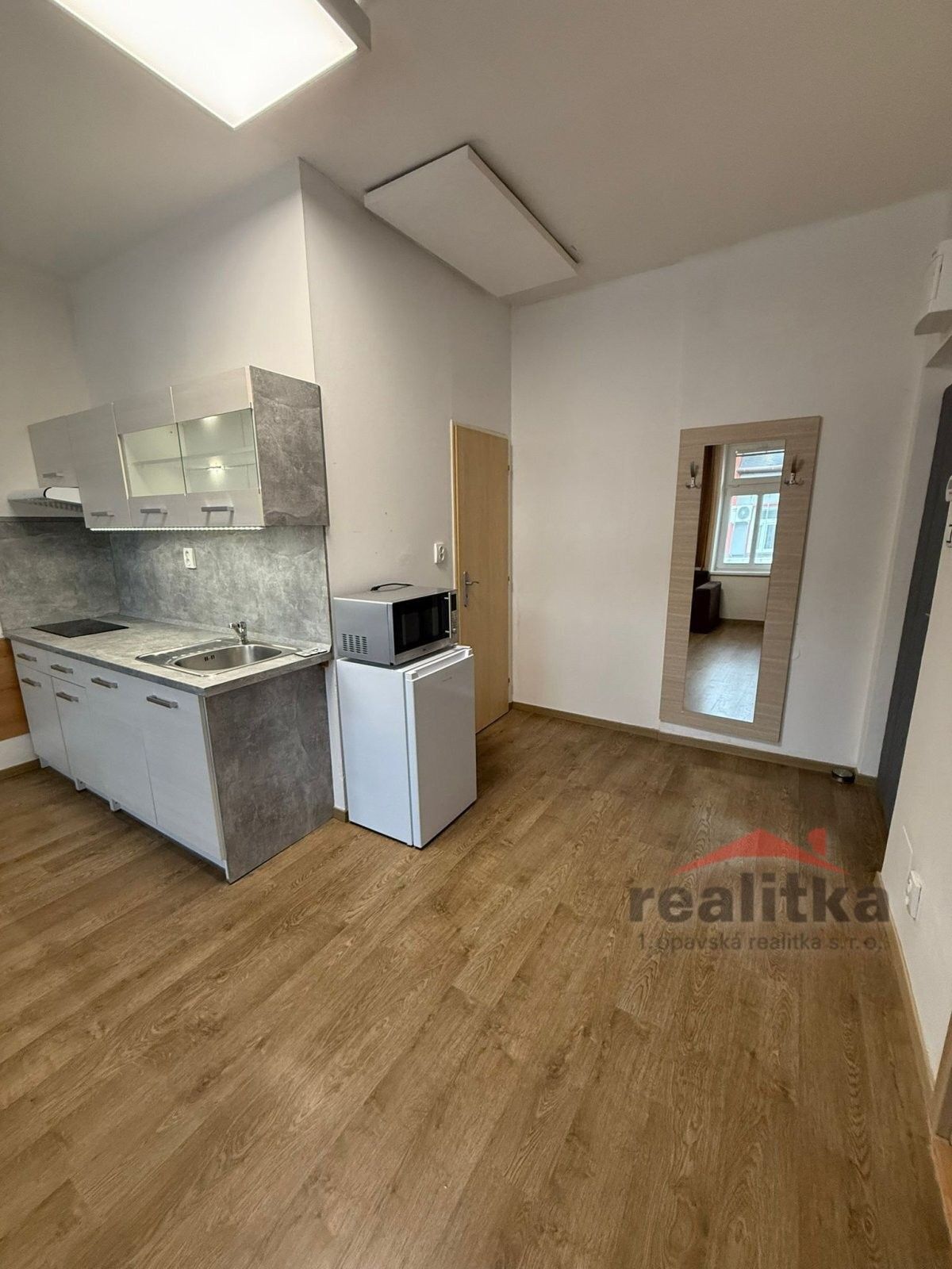 Pronájem bytu 2+kk 32 m² - foto 8