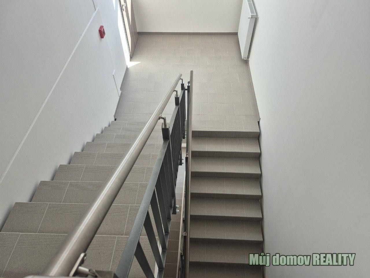 Pronájem komerčního prostoru 550 m² - foto 10
