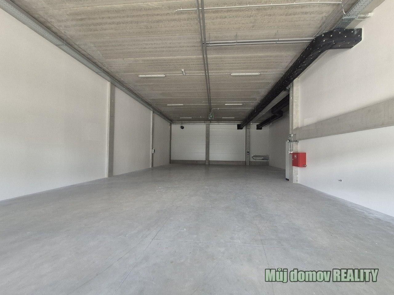 Pronájem komerčního prostoru 550 m² - foto 18