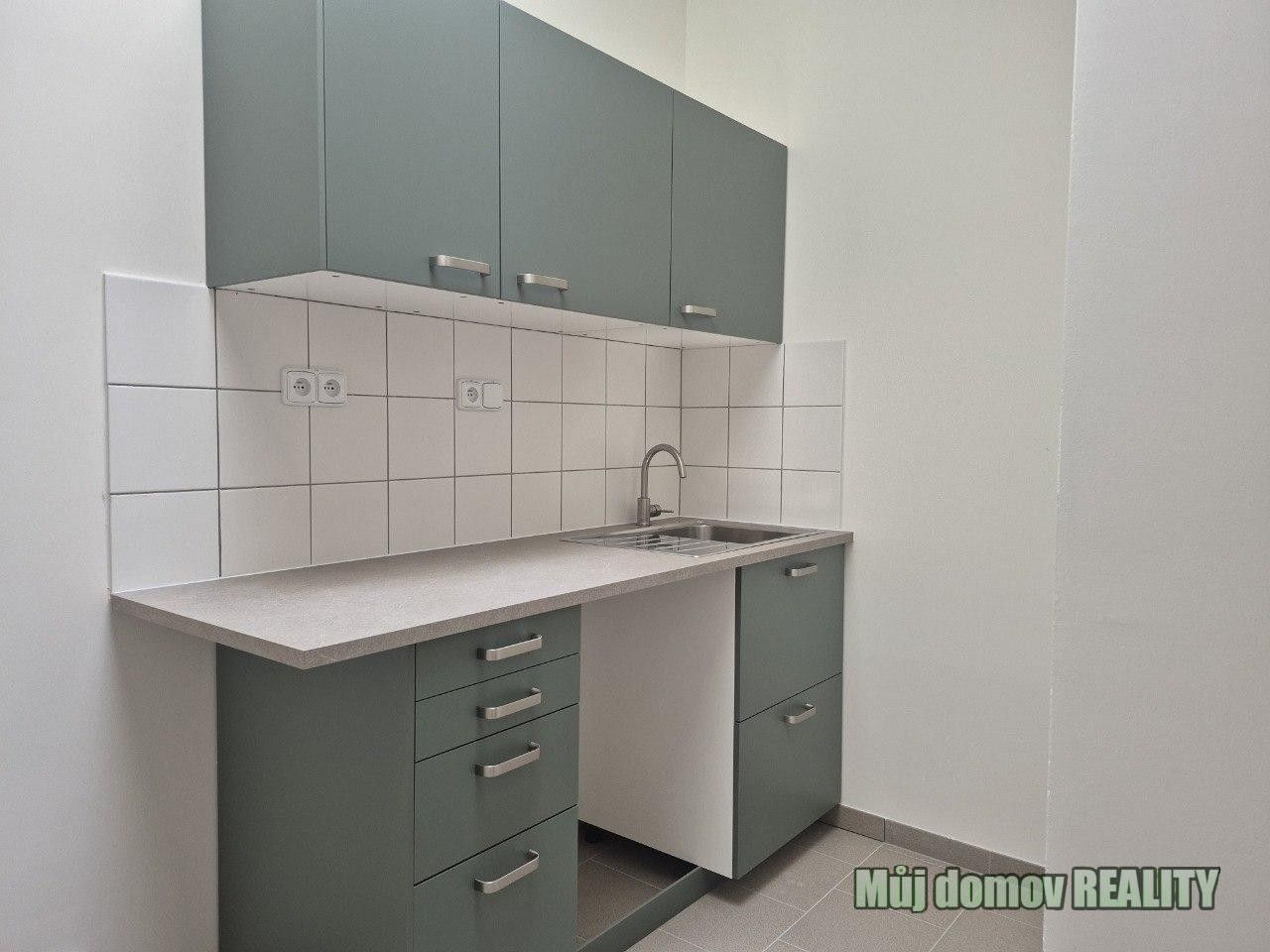 Pronájem komerčního prostoru 550 m² - foto 21