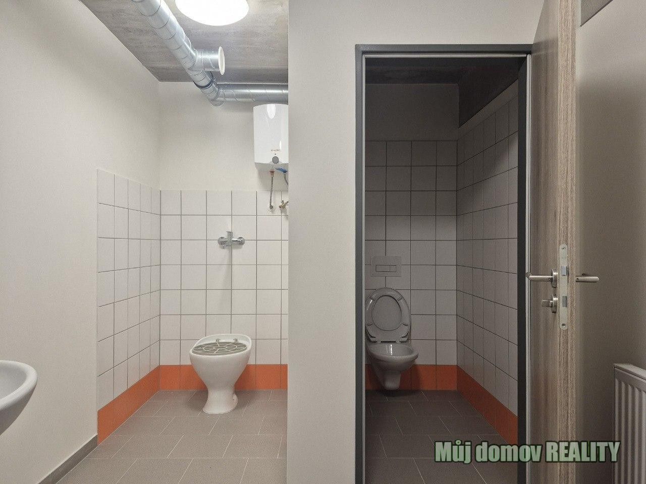 Pronájem komerčního prostoru 550 m² - foto 26
