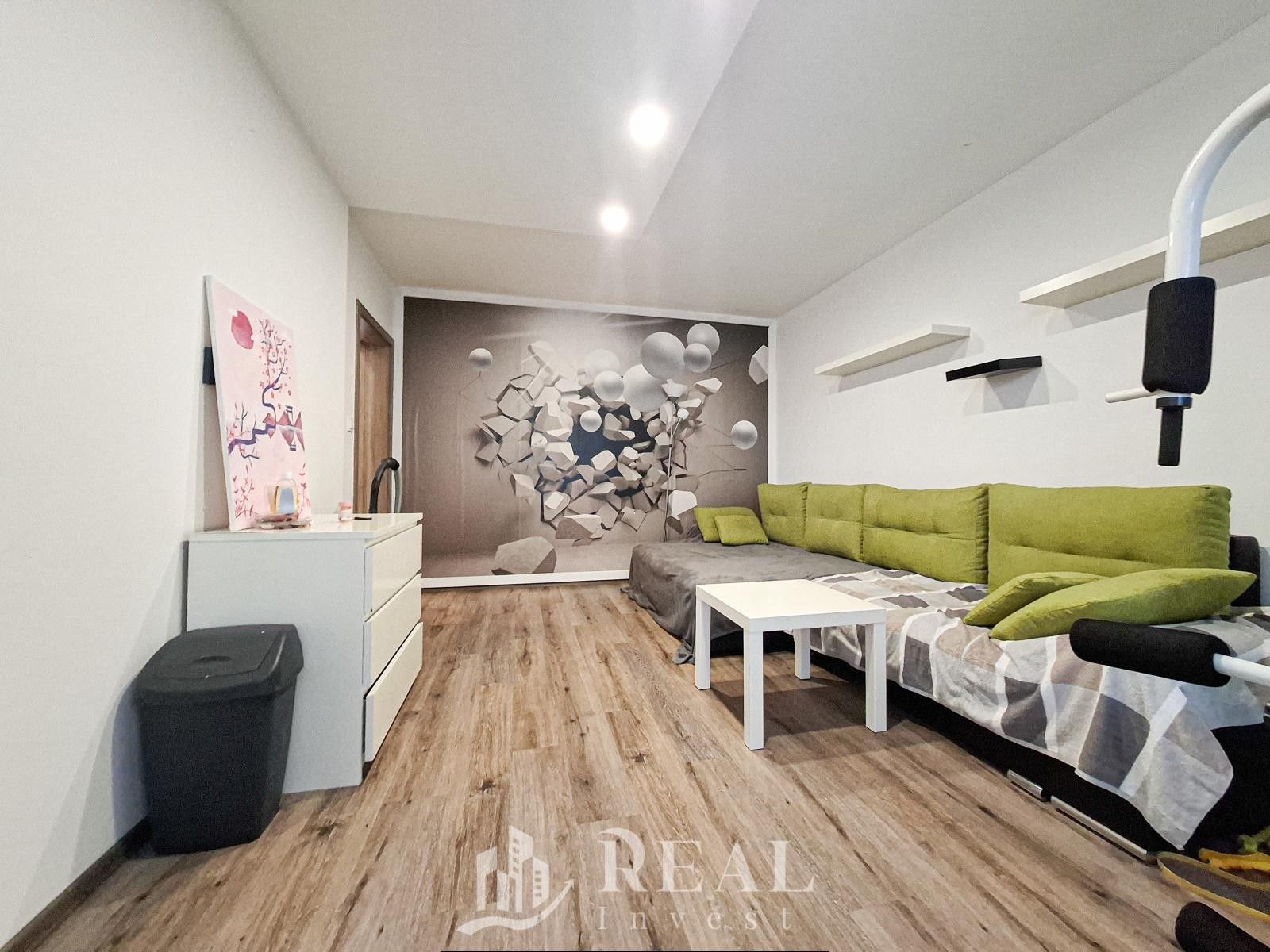 Prodej bytu 3+1 78 m² - foto 1