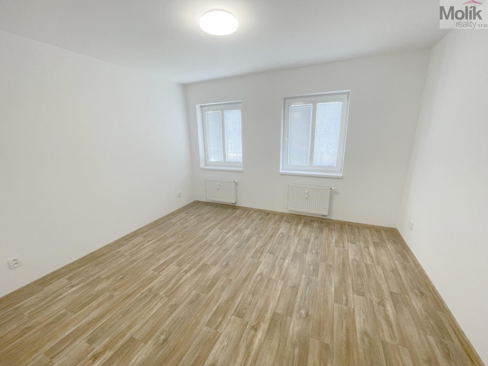 Pronájem bytu 2+kk 45 m² - foto 10