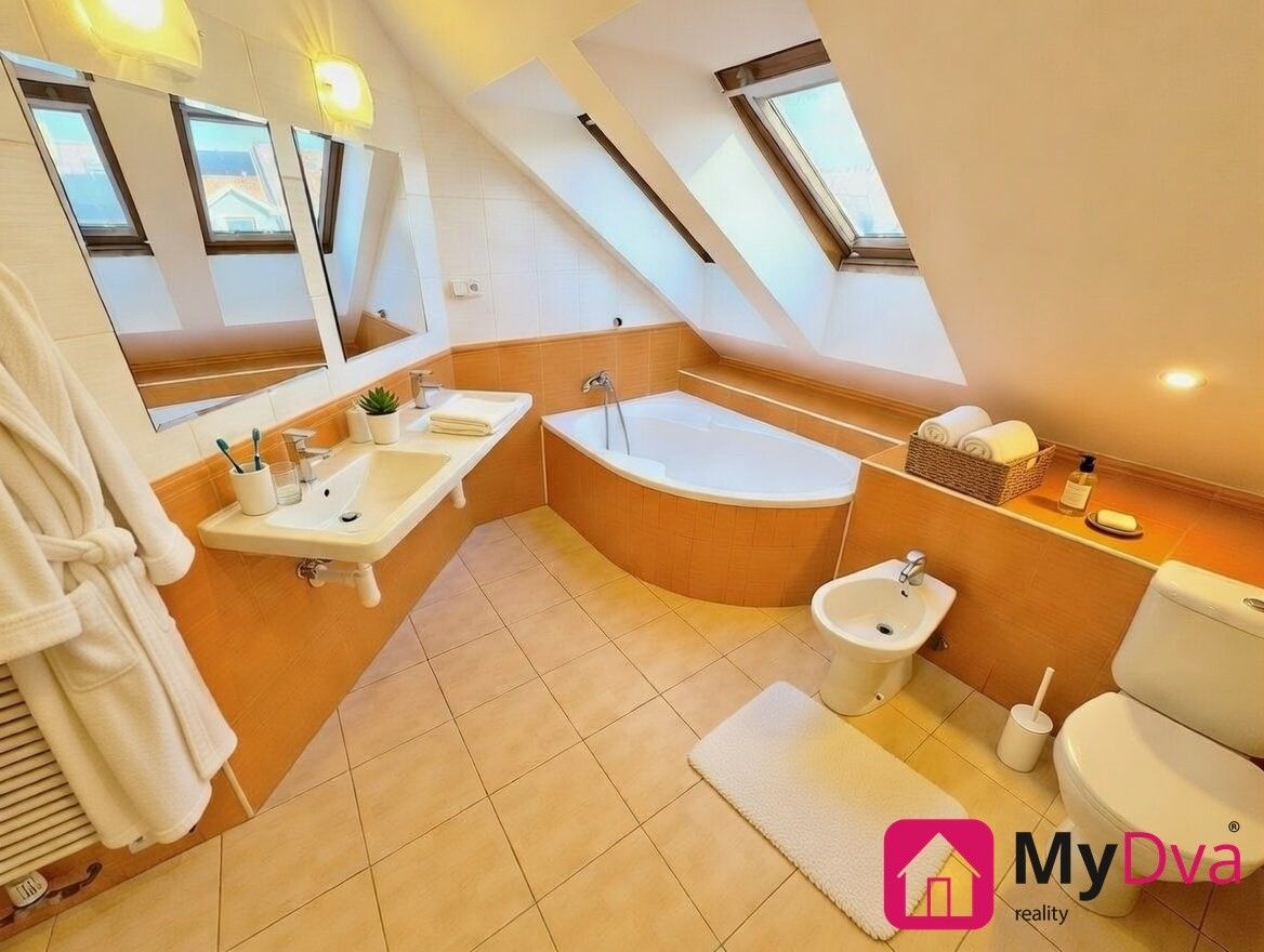 Prodej domu 195 m² - foto 14