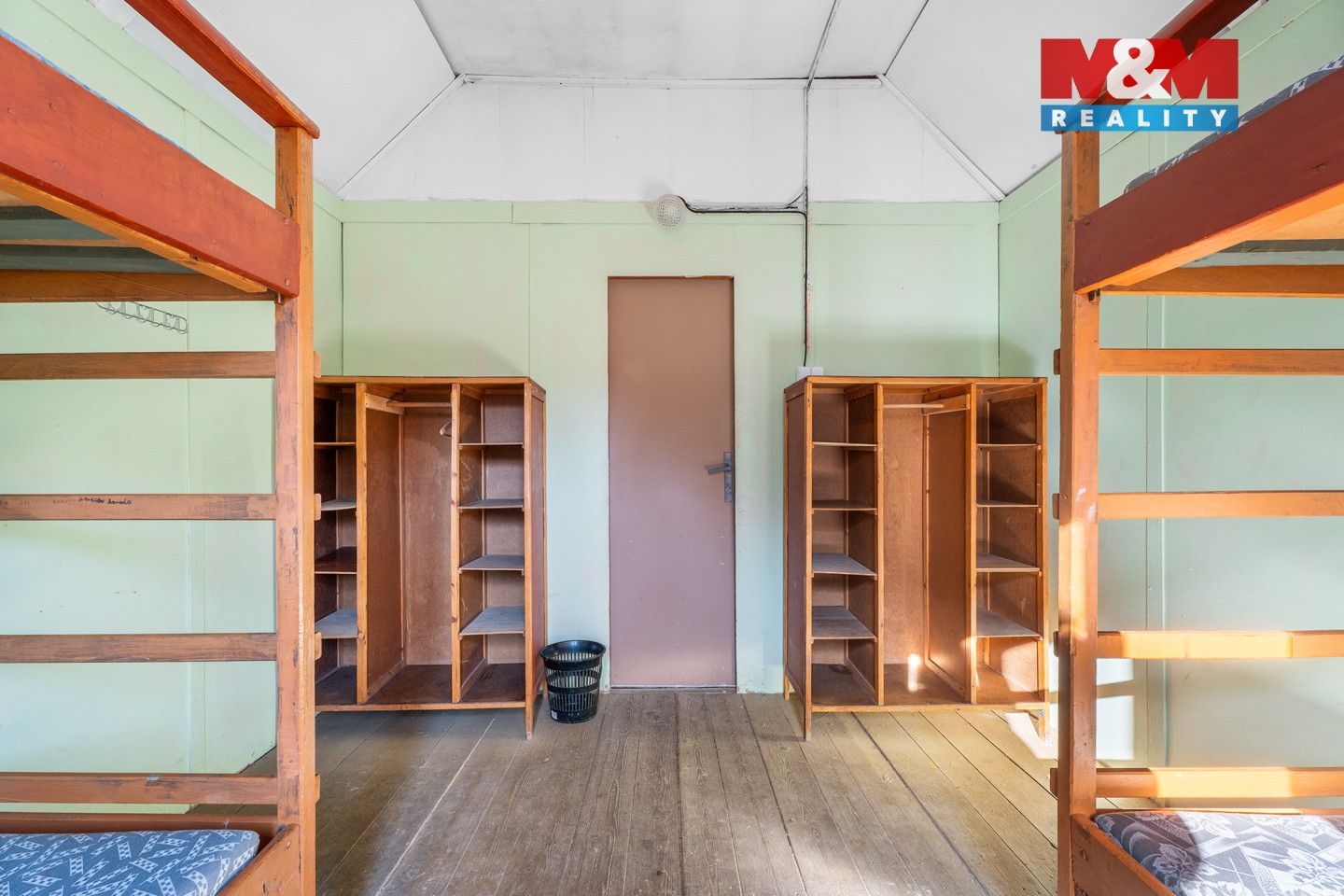 Prodej komerčního prostoru 757 m² - foto 4