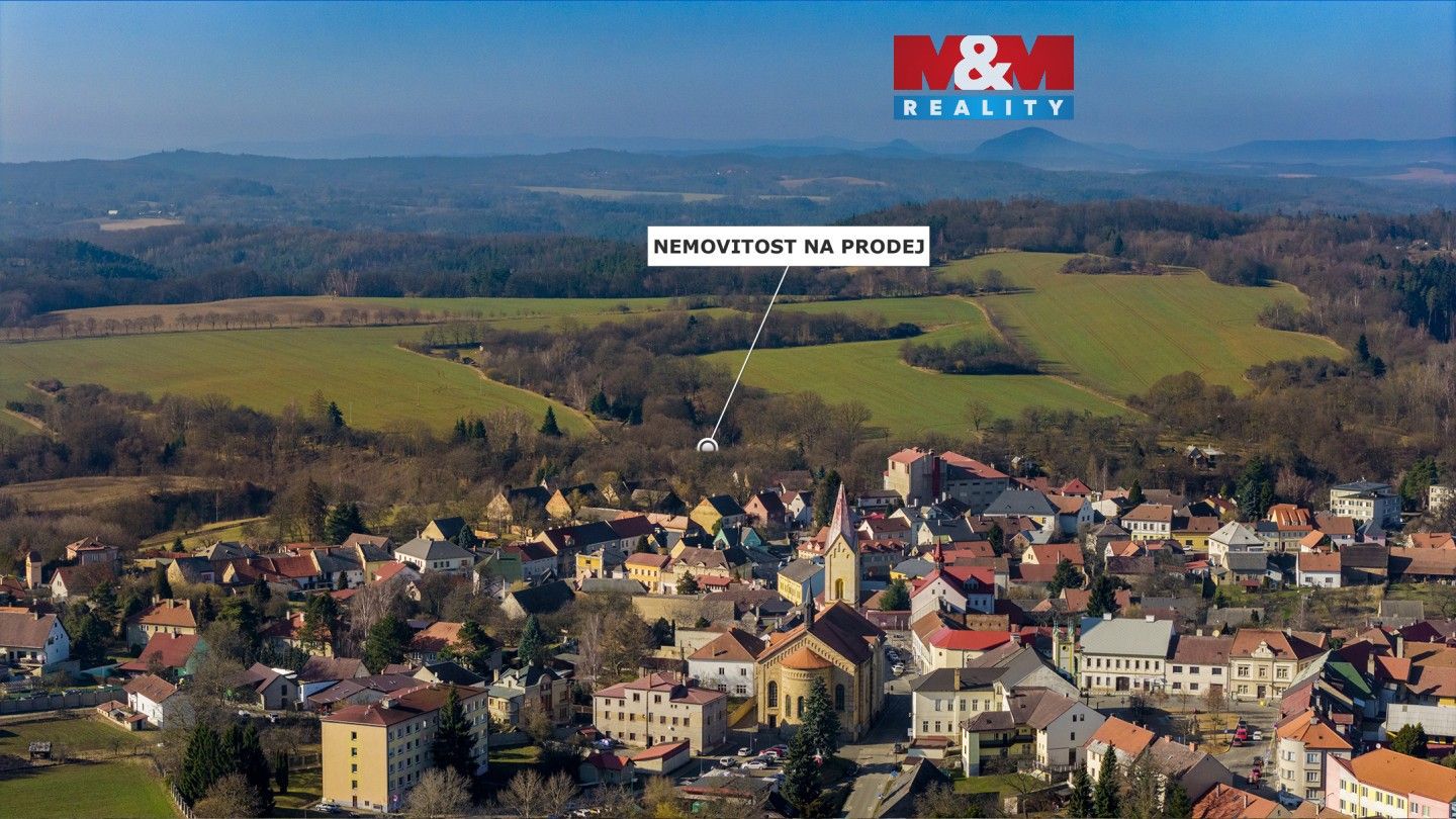 Prodej komerčního prostoru 757 m² - foto 1