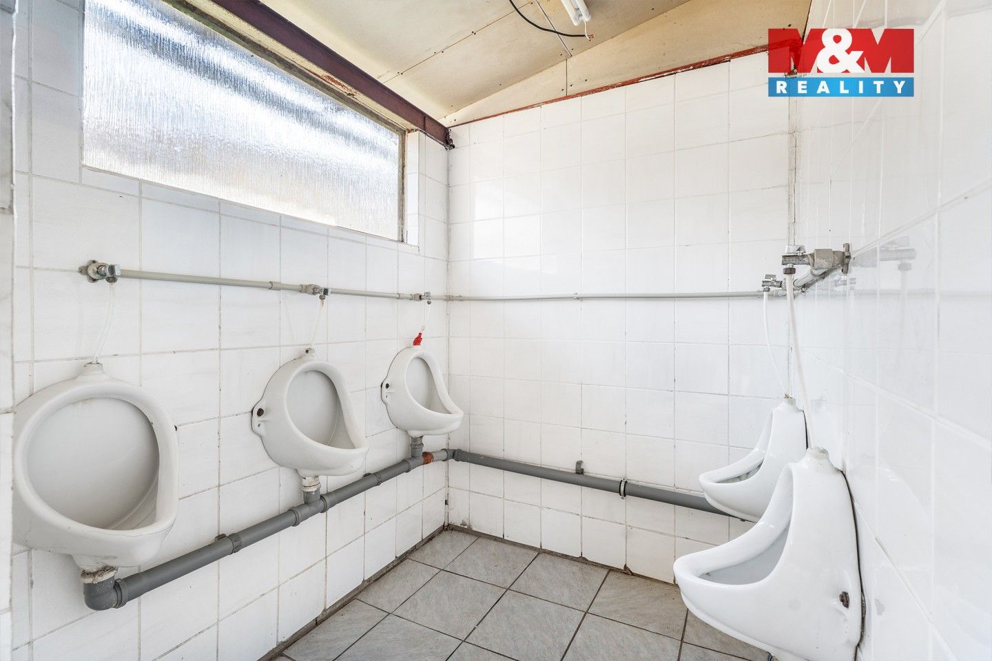 Prodej komerčního prostoru 757 m² - foto 14