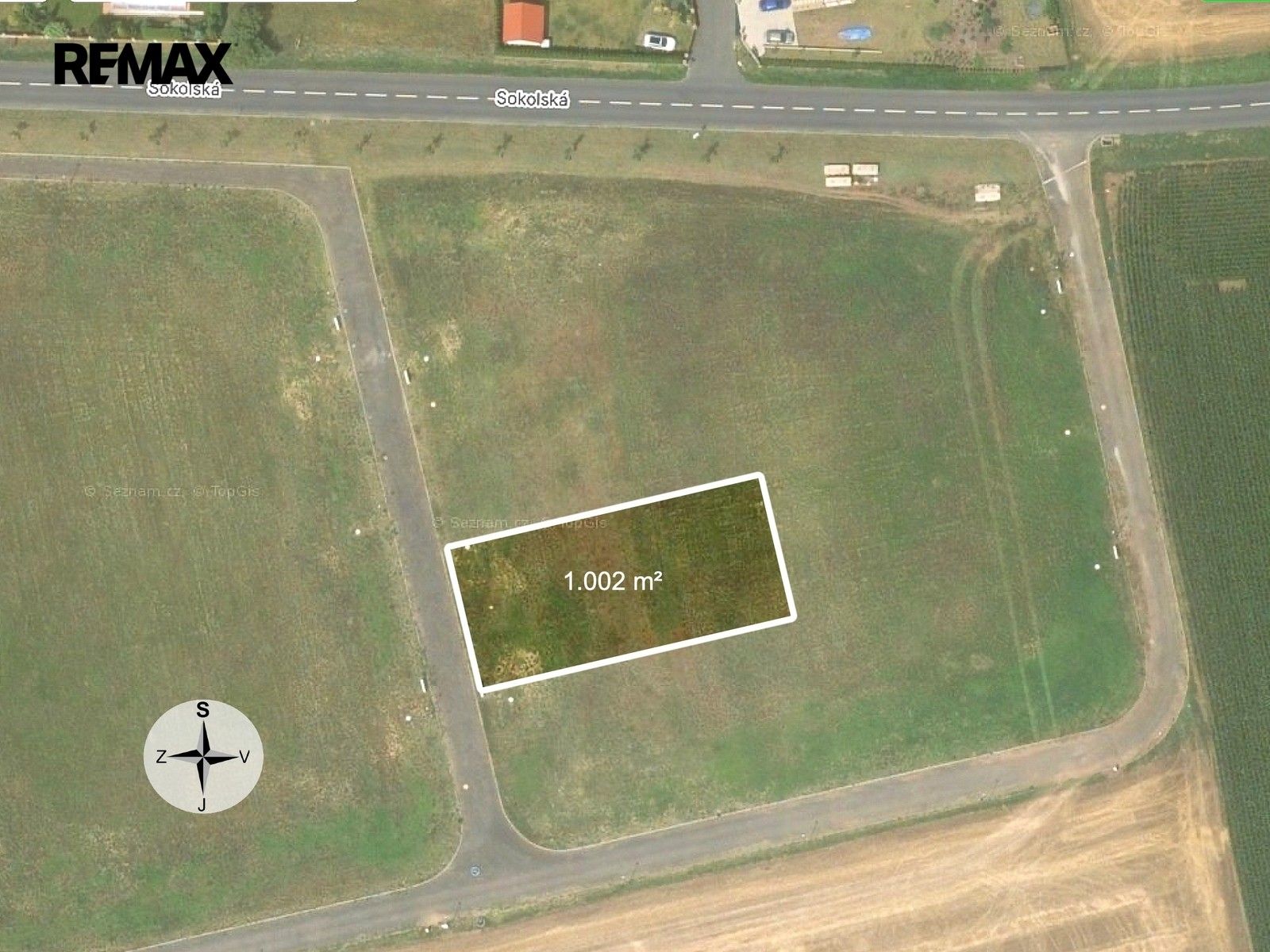 Prodej pozemku 1002 m² - foto 1