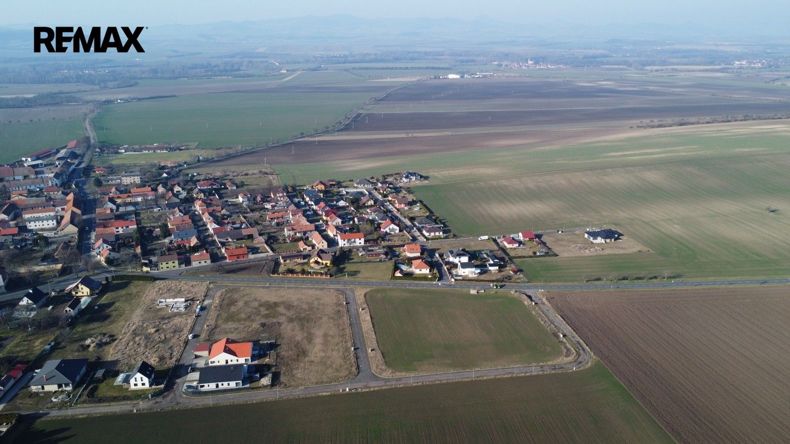 Prodej pozemku 1002 m² - foto 2
