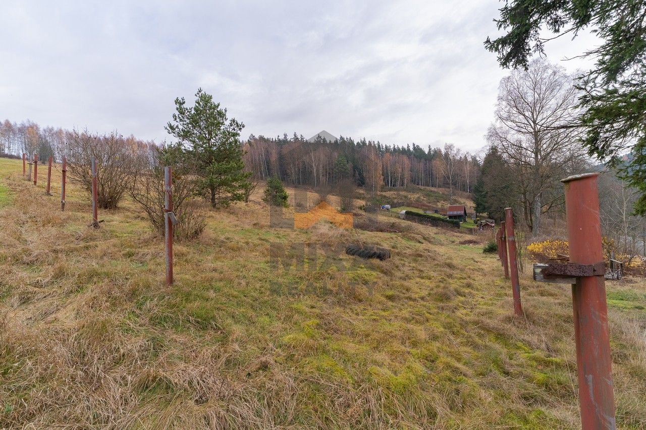 Prodej pozemku 1296 m² - foto 2