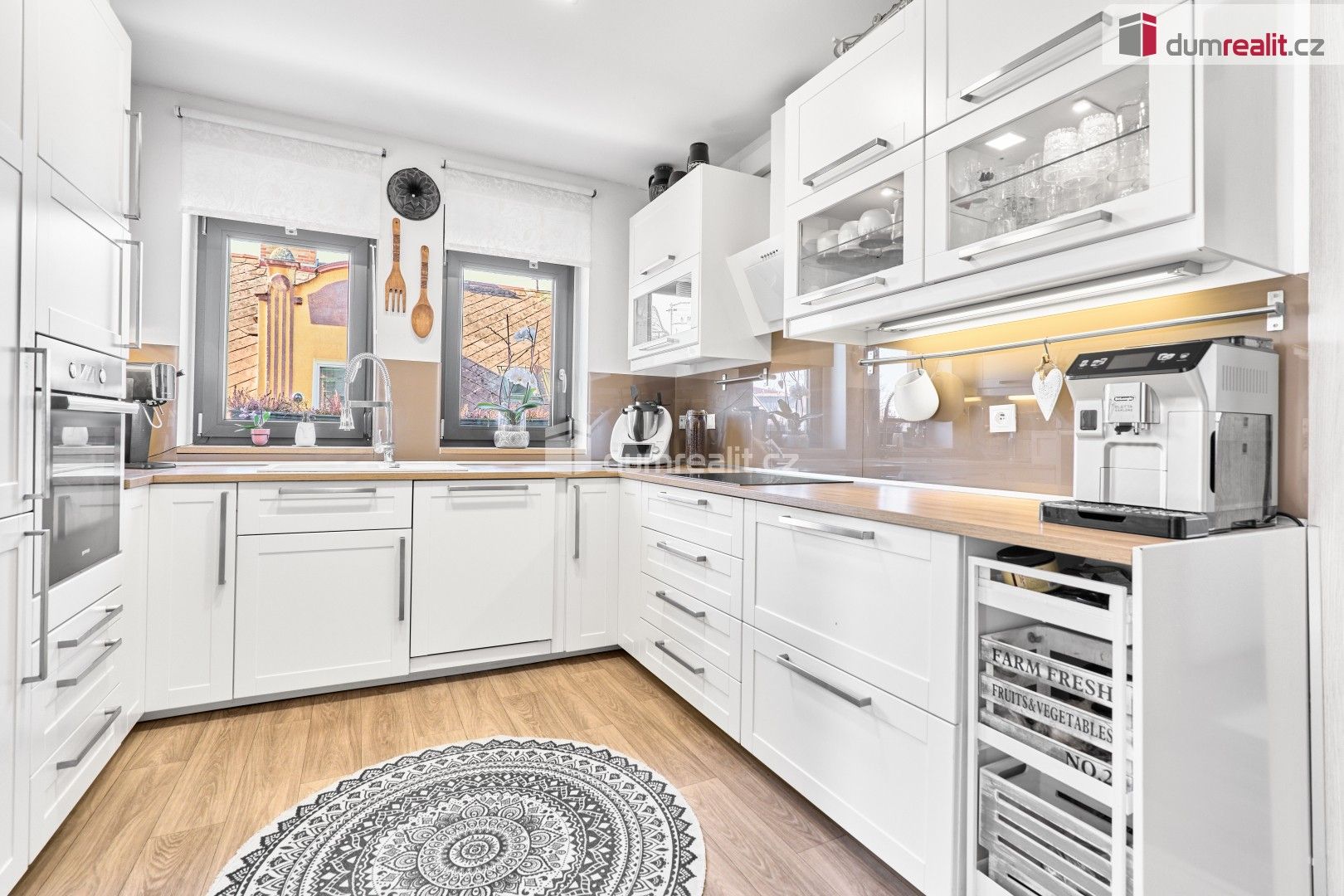 Prodej bytu 4+1 92 m² - foto 1