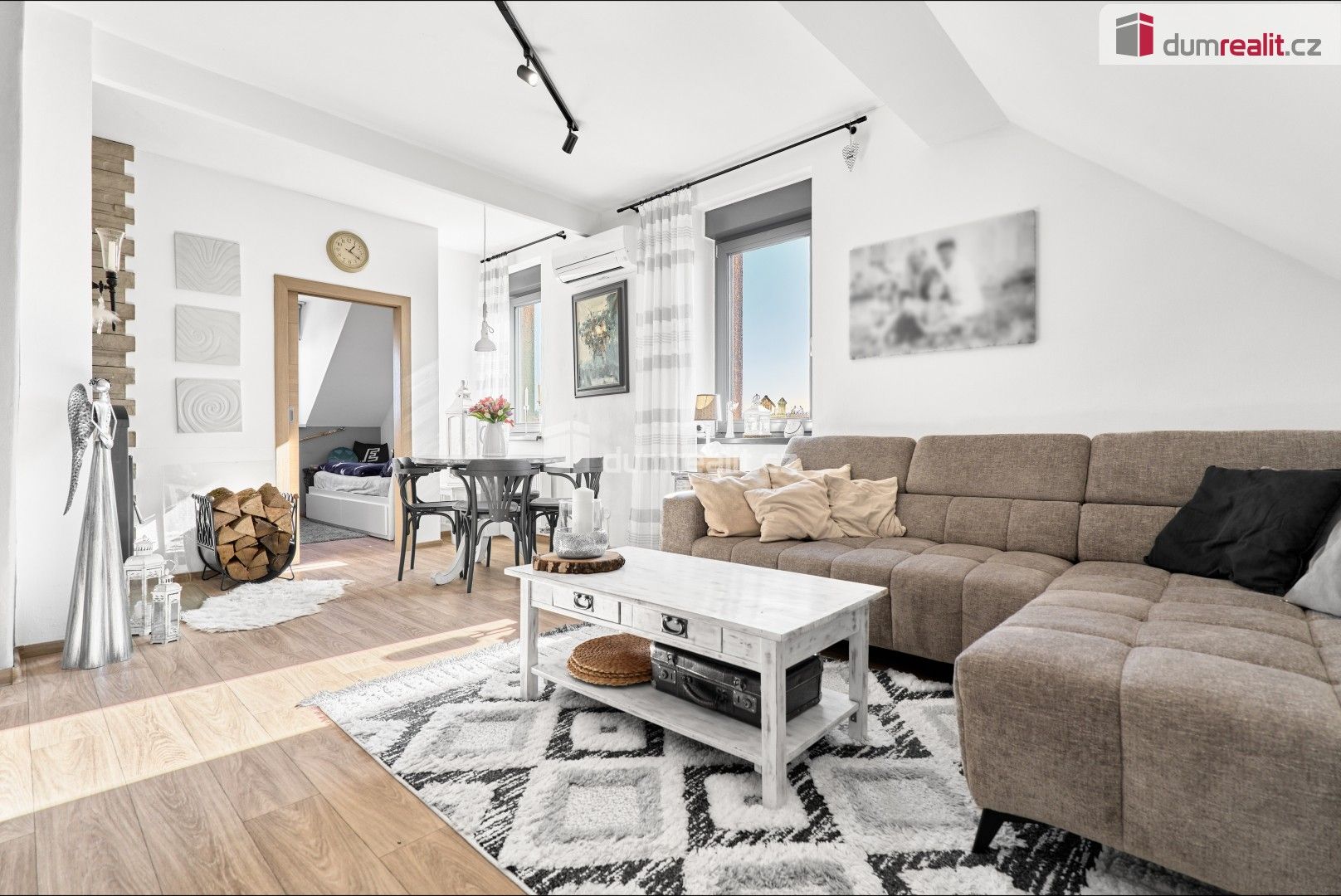 Prodej bytu 4+1 92 m² - foto 2
