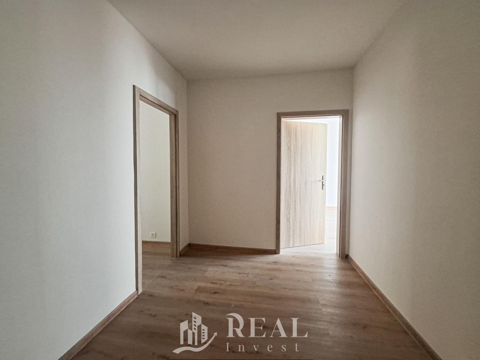 Pronájem bytu 1+1 42 m² - foto 5