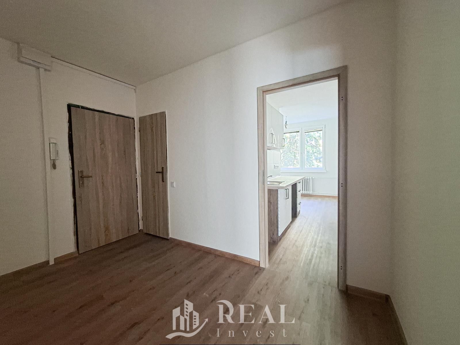 Pronájem bytu 1+1 42 m² - foto 10