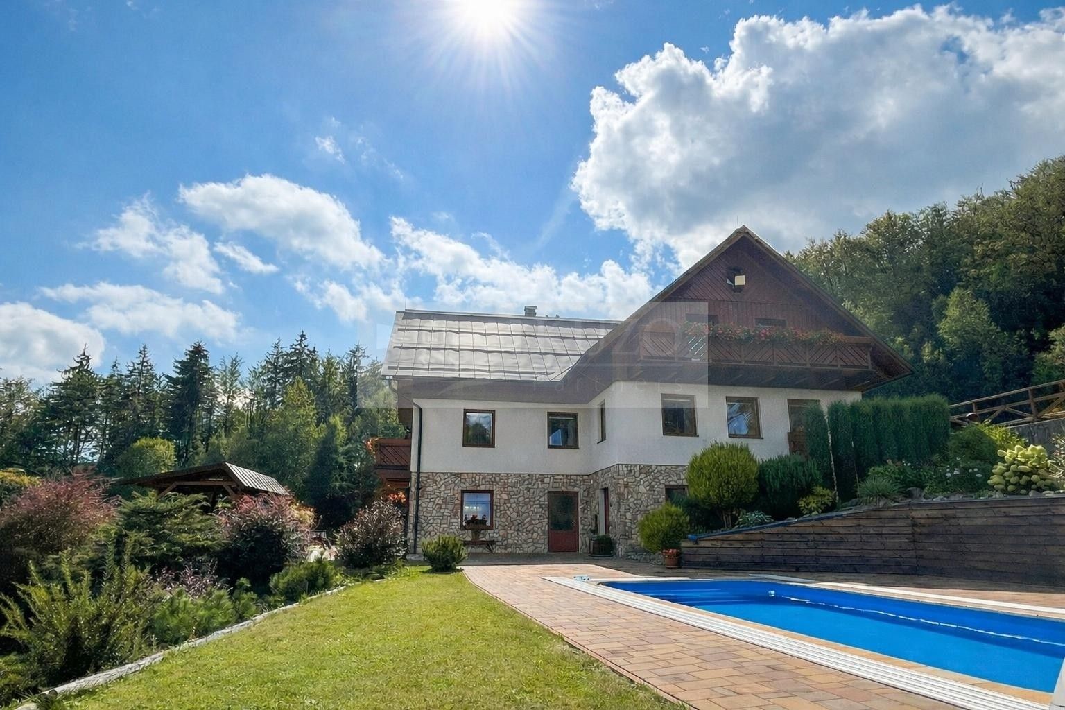 Prodej nemovitosti 345 m² - foto 8