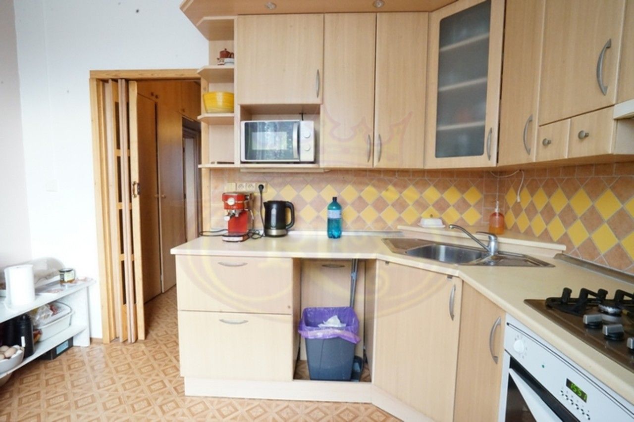 Prodej bytu 3+1 77 m² - foto 2