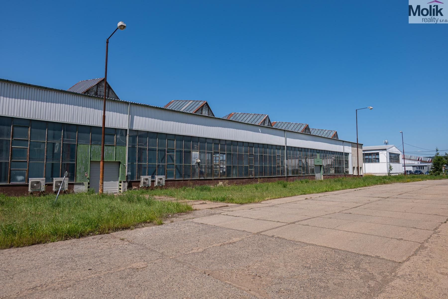 Pronájem komerčního prostoru 450 m² - foto 4