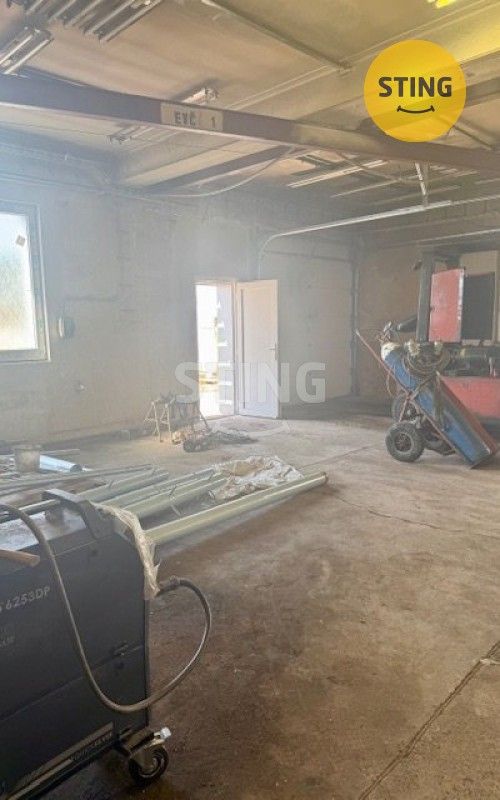 Pronájem komerčního prostoru 330 m² - foto 5