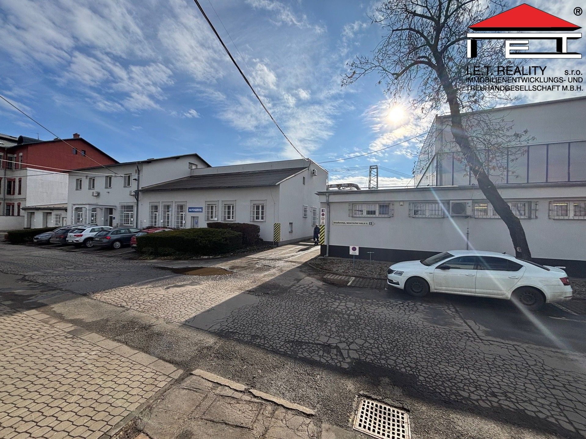Pronájem komerčního prostoru 495 m² - foto 14