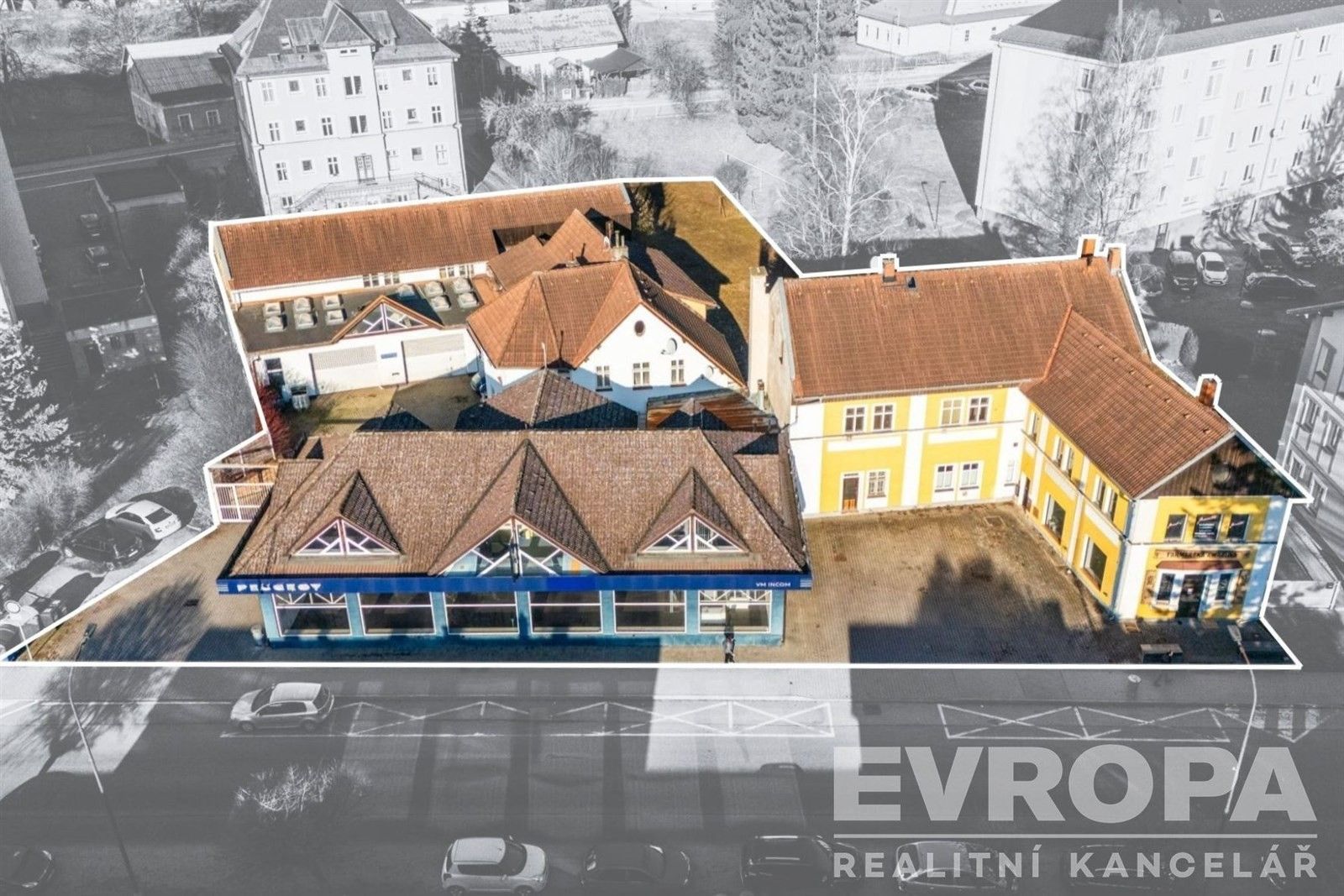 Prodej komerčního prostoru 1800 m² - foto 2