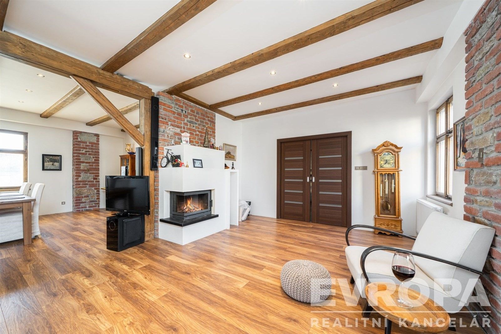 Prodej komerčního prostoru 1800 m² - foto 16