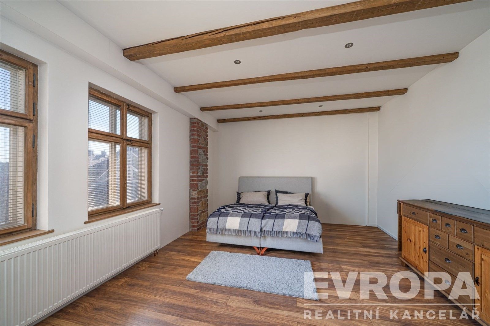 Prodej komerčního prostoru 1800 m² - foto 17
