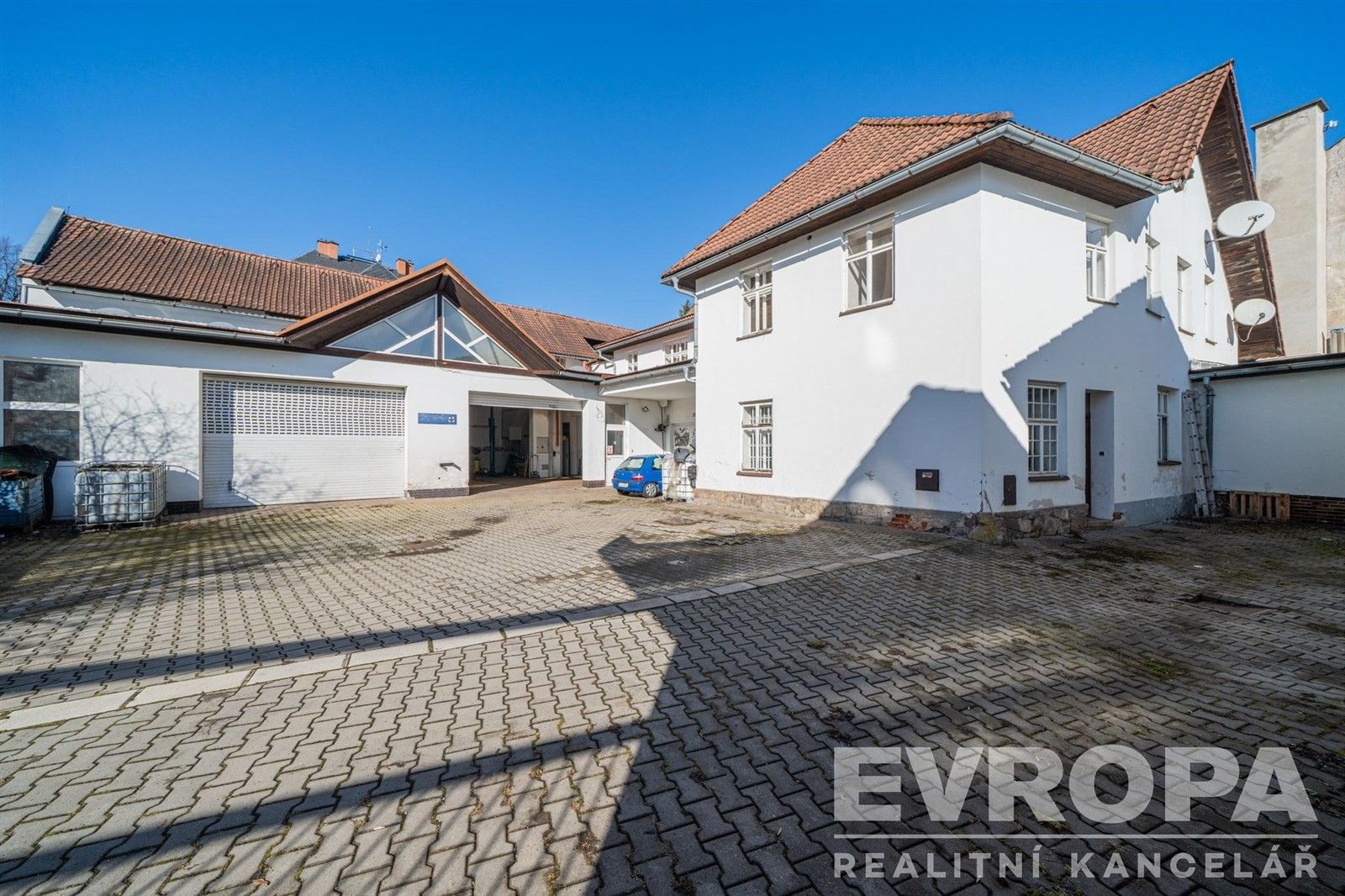 Prodej komerčního prostoru 1800 m² - foto 19