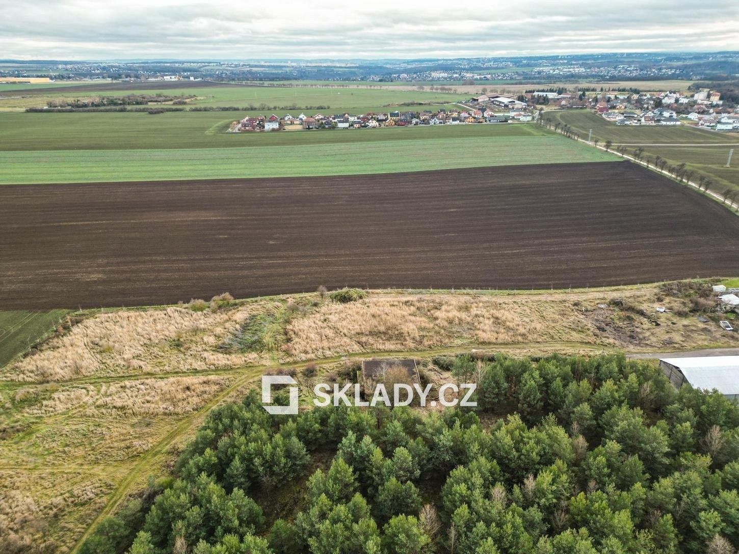 Pronájem pozemku 8000 m² - foto 1